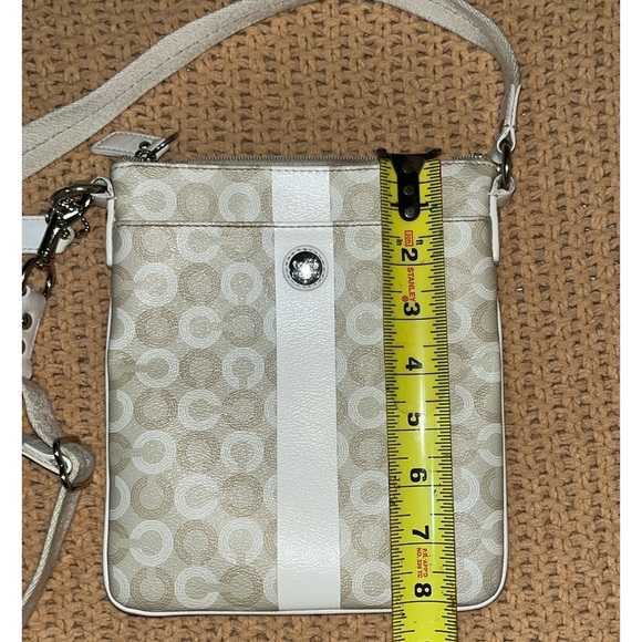 - Coach Crossbody Bag EUC - Picture 9 of 11